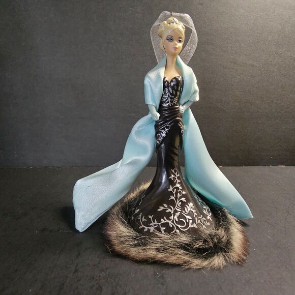 Stolen Magic Barbie Hallmark Keepsake Ornament Club Fashion Model 2006 - Picture 2 of 8